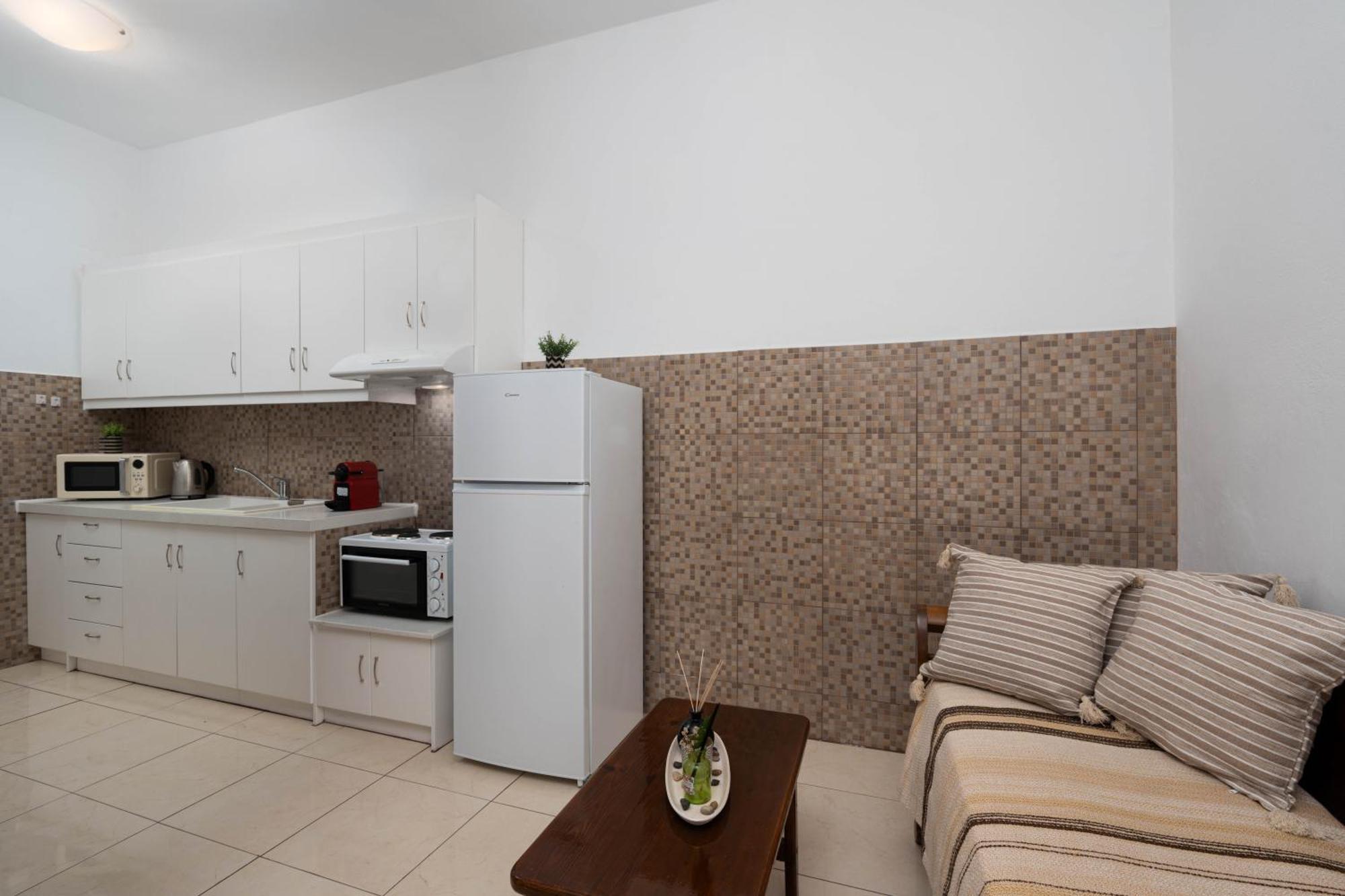Apartment Plethora Homes *